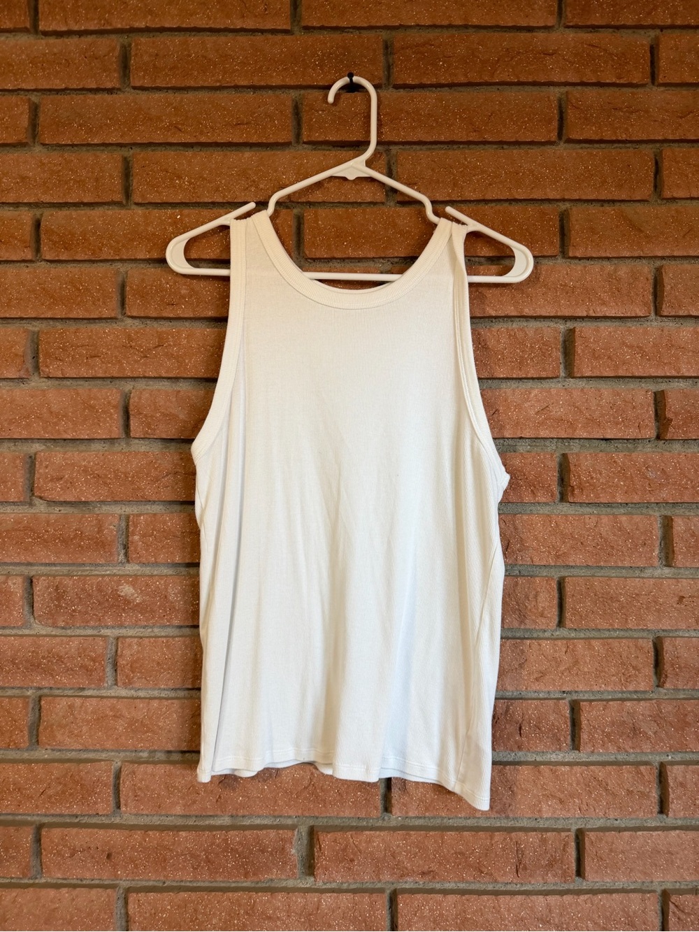 A new day tank top- white